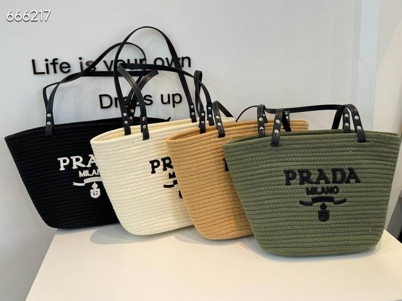 Prada beach bag dx14